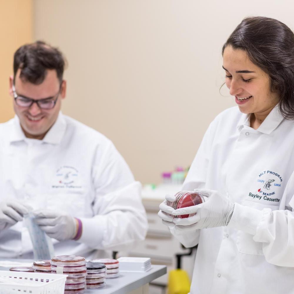 UMA MLT Students at Maine General Lab