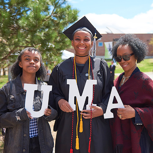 UMA Grad & Family
