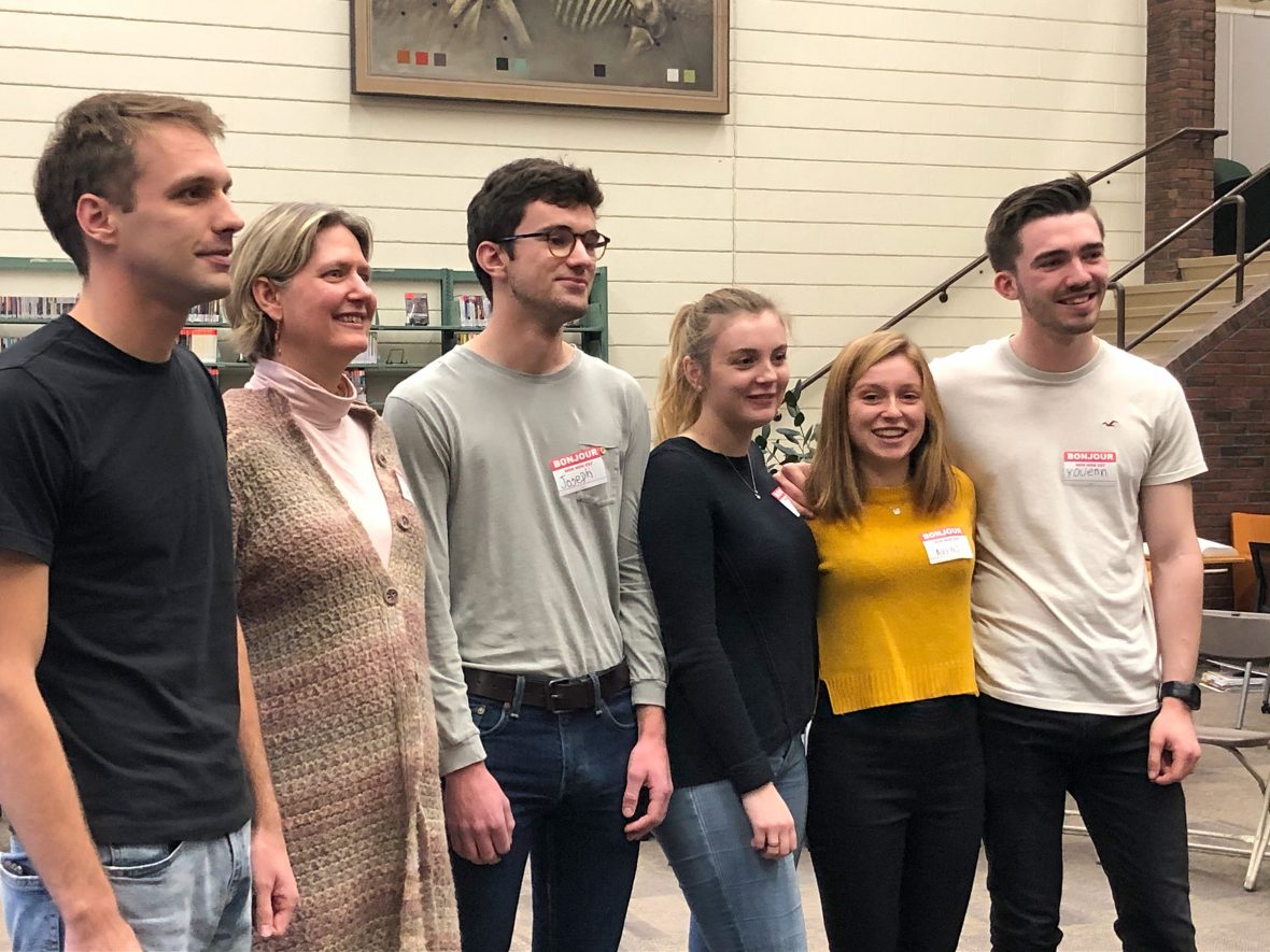 Group photo from left to right: Roman Blyzmink (Ukraine), Chelsea Ray (Assoc Professor French Language & Literature), Joseph Gelebart (France), Youenn Creach (France), Avénie Lauseig (France), and Ema Daiche (France).