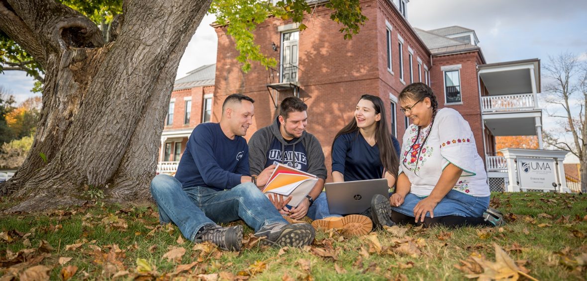 UMA Students Studying at Stevens Commons