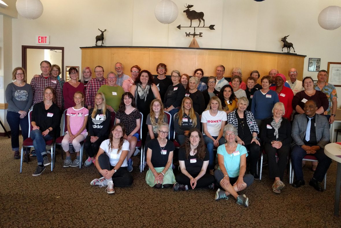 Group picture of attendees at a previous French immersion event at UMA