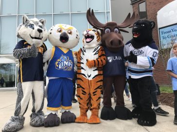 augustus and other ums mascots 05.23.2019 early college event in orono (2)