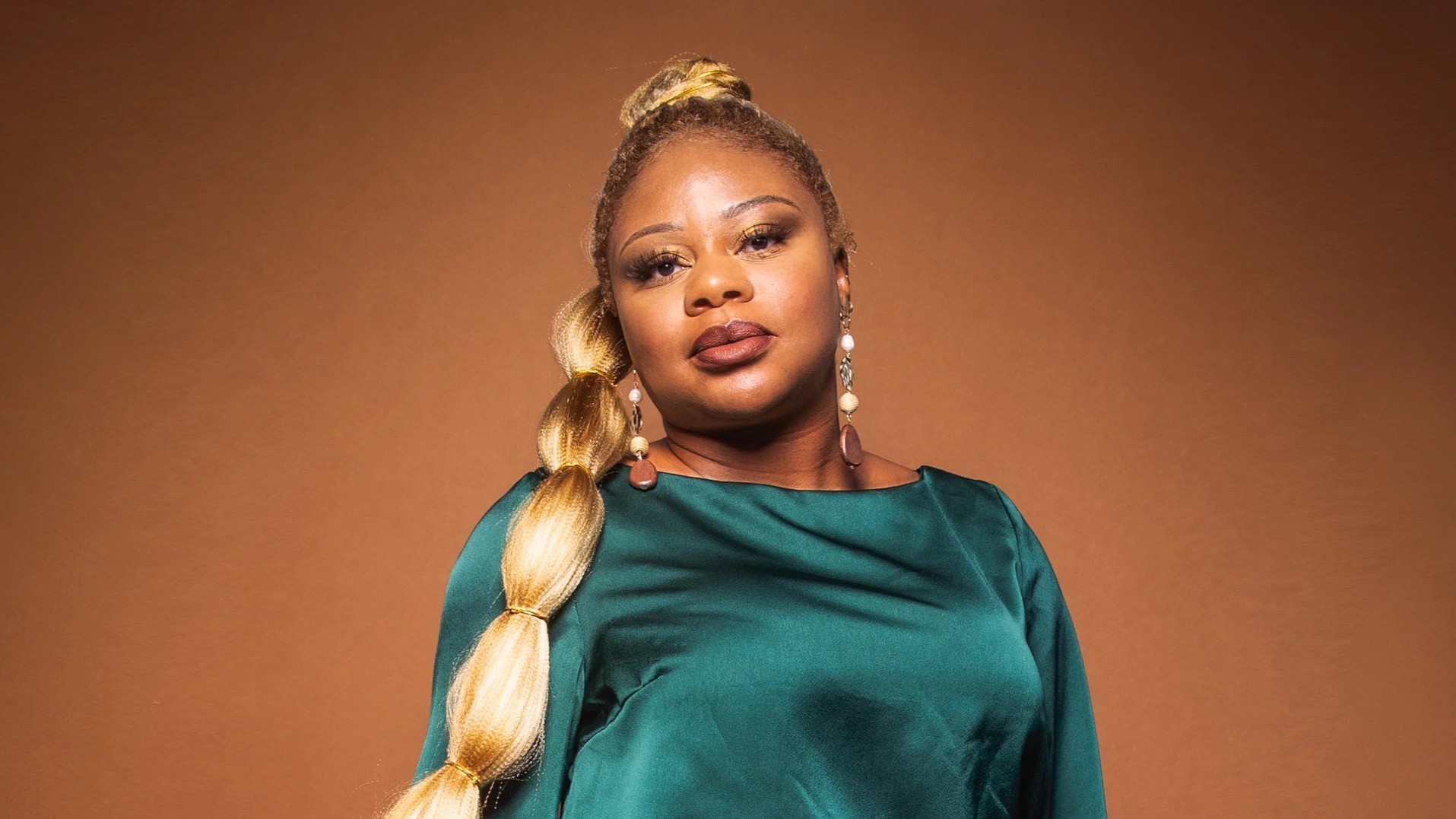 Benine from Mitshi's professional photo