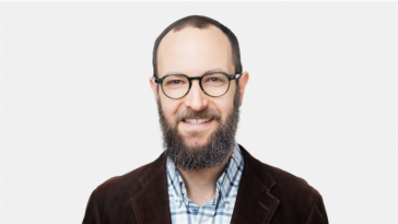 Headshot of Aaron Rosenblum